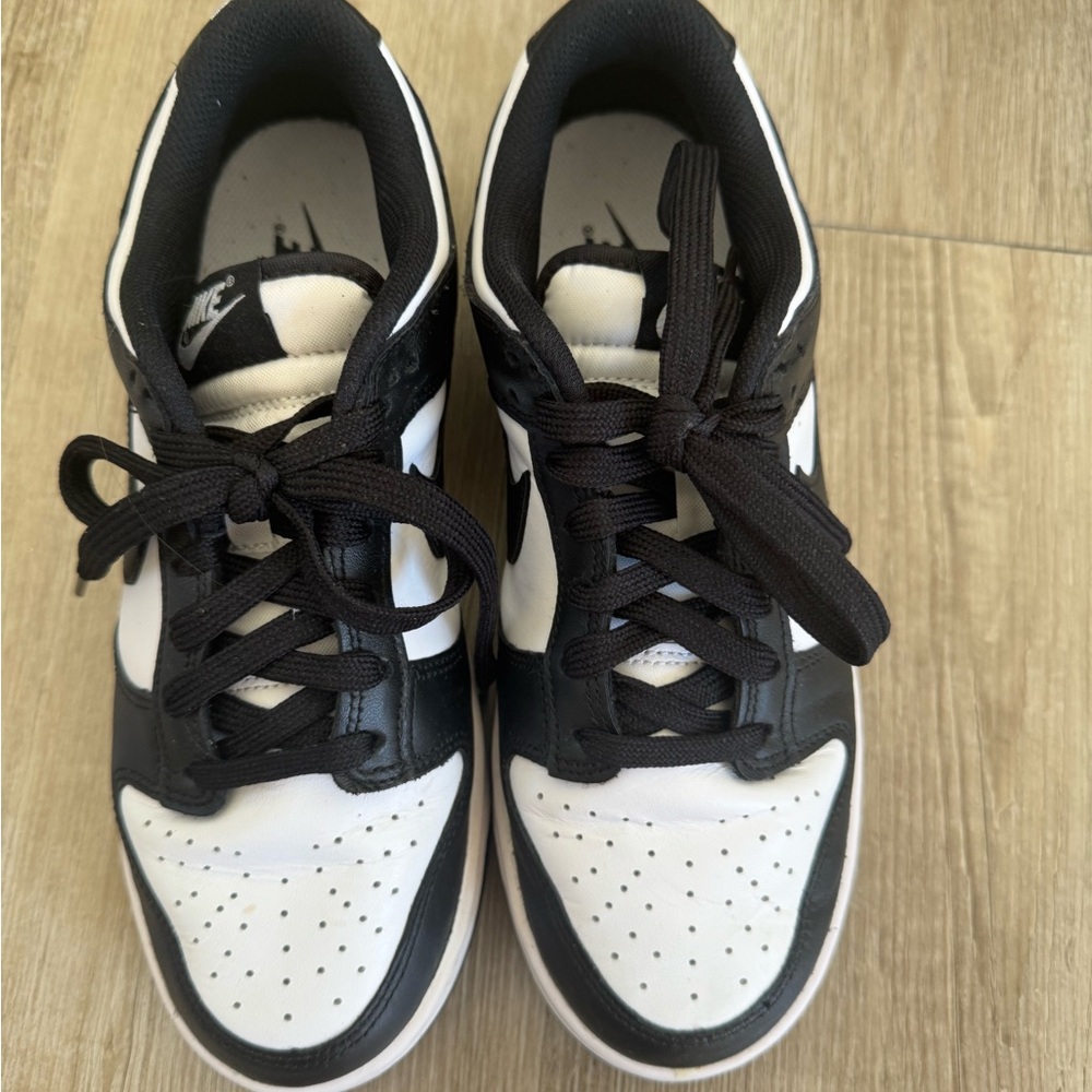 Nike Panda Dunks